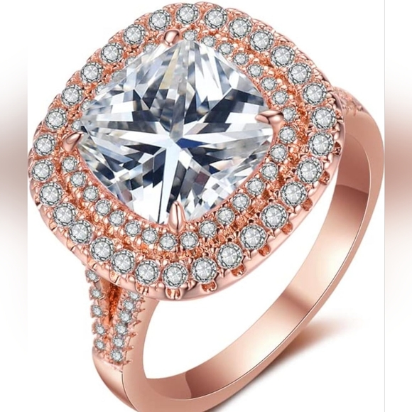 Jewelry - Rose Gold Cocktail Ring With Cubic Zirconia